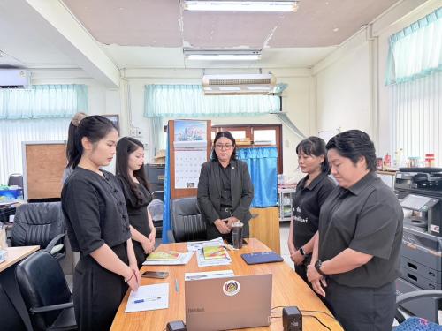 🌲🌴 พช.บ้านแพ้ว เข้าร่วมรับฟังการประชุมชี้แจงแนวทางการดำเนินงานการบริหารจัดเก็บข้อมูลความจำเป็นพื้นฐาน (จปฐ.) ปี 2569 🌲🌴