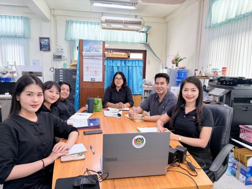 🌲🌴 พช.บ้านแพ้ว เข้าร่วมประชุมกรมการพัฒนาชุมชน ครั้งที่ 10/2568  🌲🌴